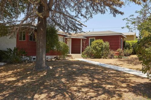 2110 Dayton Dr, Lemon Grove, CA 91945-4260