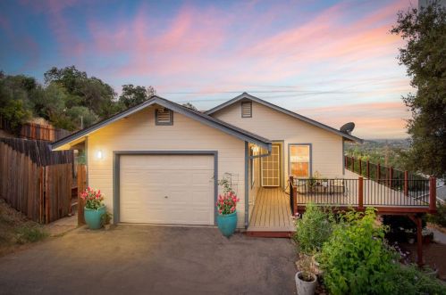 9603 Tunnel St, Newcastle, CA 95658-9588
