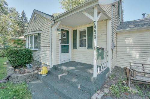 7830 77th Ave, Crown Point, IN 46307-9609
