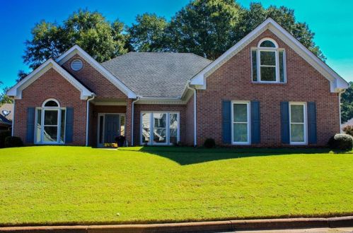 805 Doe Hill Ln, Roswell, GA 30075-2990