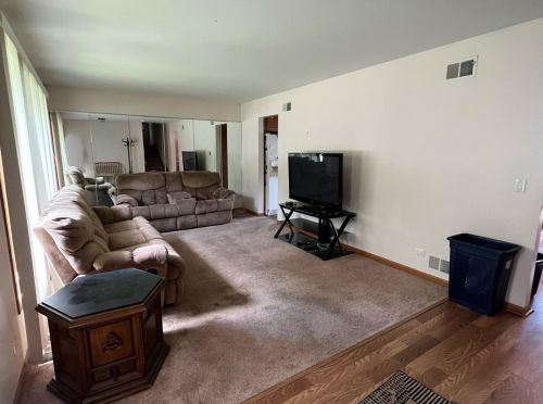 3746 149th St, Crestwood, IL 60445-3525