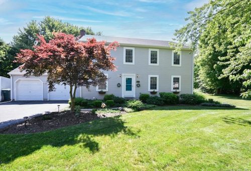 490 Peck Ln, Cheshire, CT 06410-1527