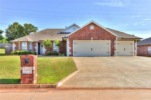 1406 Berkshire Pl, Shawnee, OK 74804-2357