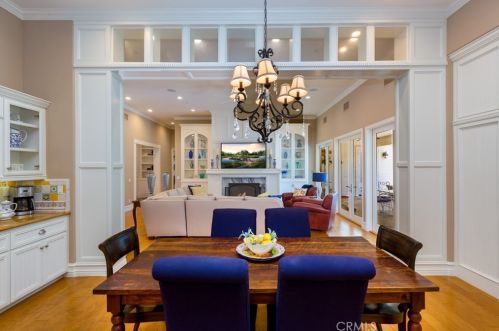 1015 Tiger Tail Dr, Riverside CA  92506-5423 exterior