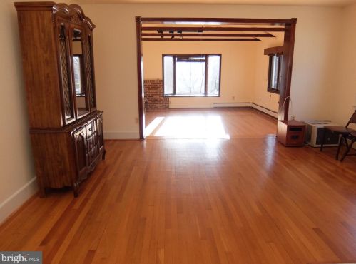 239 Mather Ave, Princeton NJ  08540-6440 exterior