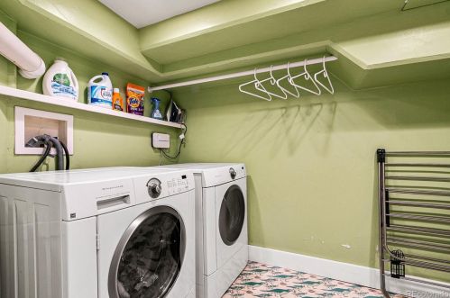 2059 Vine St, Denver CO 80205-3530 exterior