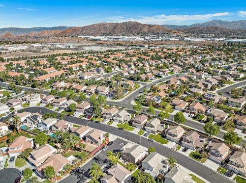 7631 Canberra Way, Riverside CA  92508-6067 exterior