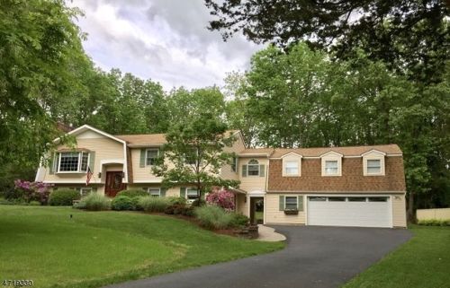904 Gapview Ct, Fredon, NJ 07860-4618