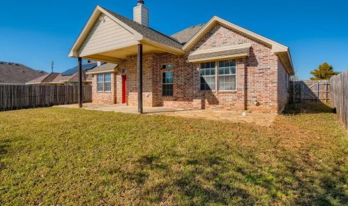 213 Highmeadow Rd, Aubrey, TX 76227-6258