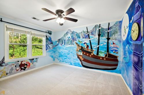 390 Forest Valley Ct, Atlanta GA  30342-2353 exterior