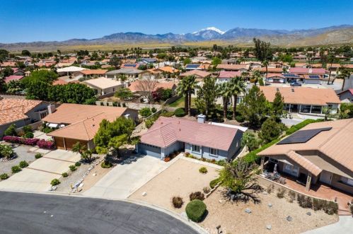9531 Congressional Rd, Desert Hot Springs, CA 92240-1118