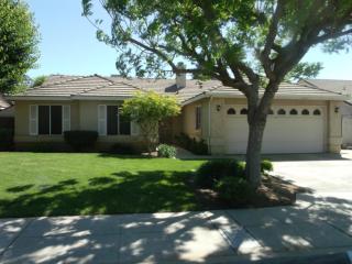 2470 Bendel Ave, Fresno, CA 93722-6857