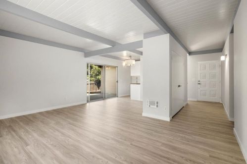 2920 Foothill Rd, Santa Barbara, CA 93105-2906