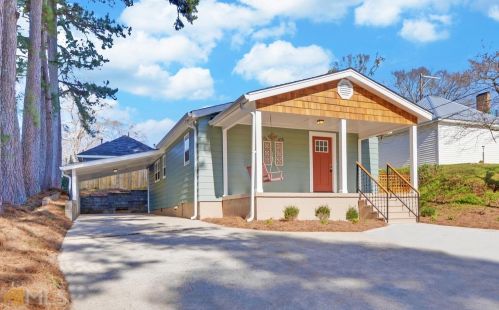 325 Doyle St, Toccoa, GA 30577-2105