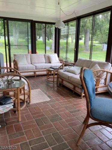 170 Quaker Church Rd, Dover NJ  07869-1437 exterior