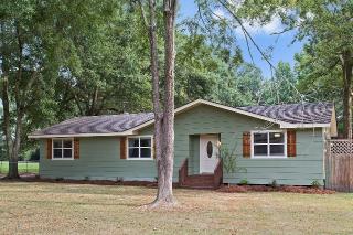 4951 Edgen Dr, Slaughter, LA 70777-9613