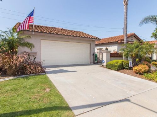 255 Oleander Dr, Oceanside, CA 92057-6123