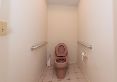 6236 Ashbourne Pl, Cincinnati OH 45233-4455 exterior