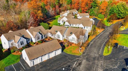 16 Pullman Dr, Hollis, NH 03049-8505