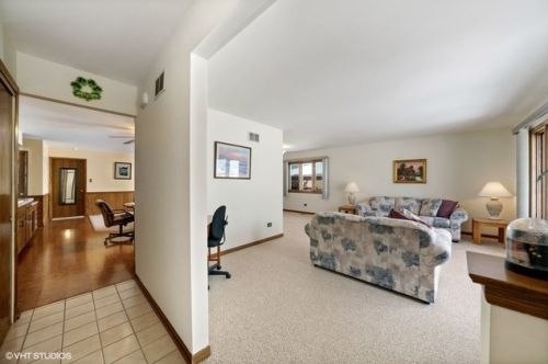 18244 Tennessee Ln, Orland Park, IL 60467-8961