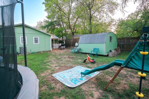 7241 Van Natta Ln, Fort Worth TX 76112-6438 exterior