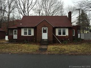 166 Chamberlain Hwy, Meriden CT  06451-2834 exterior