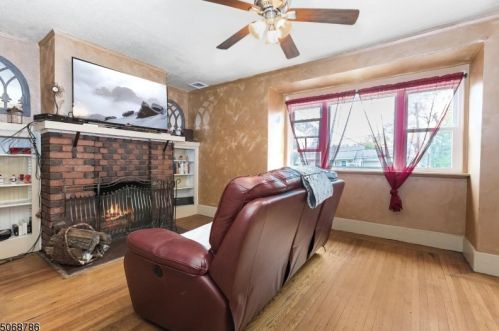 37 Oak Ridge Ave, Nutley, NJ 07110-2835
