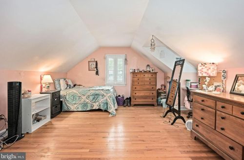 727 Redman Ave, Haddonfield NJ 08033-2743 exterior