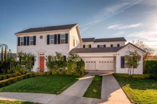 3664 Serena Ave, Clovis, CA 93619-2022
