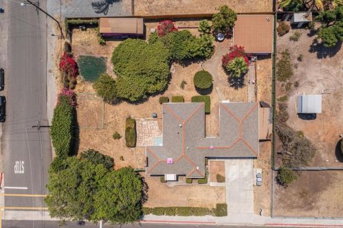 7555 Canton Dr, Lemon Grove, CA 91945-4023