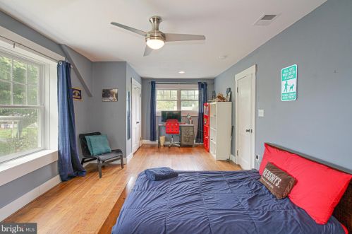 213 Avondale Cir, Severna Park MD  21146-4403 exterior