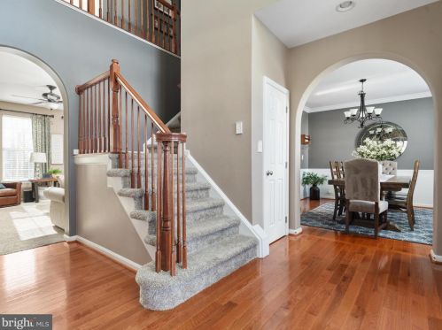 13905 Fox Hunt Way, Gainesville, VA 20155-3602