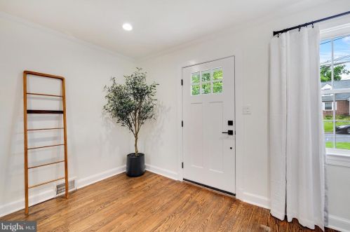 9613 Clearview Pl, Silver Spring MD 20901-2902 exterior