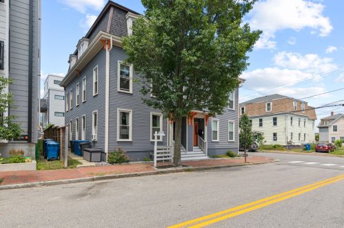 3 Cumberland Ave, Portland ME  04101-3273 exterior