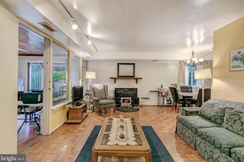 1113 Navahoe Dr, Silver Spring MD 20903-3338 exterior