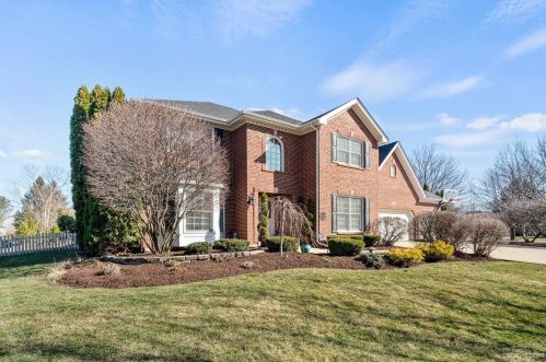 4460 Esquire Cir, Naperville, IL 60564-6145