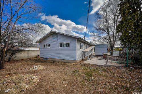 2146 Westfield Cir, Taylorsville UT 84084-4222 exterior