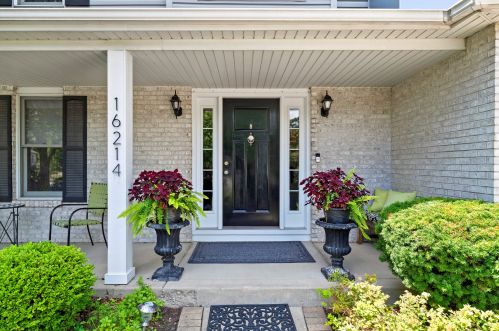 16214 Burgundy Dr, Plainfield, IL 60586-8284