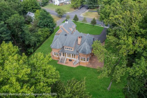 139 Cold Indian Spg Rd, Tinton Falls NJ 07712-3247 exterior