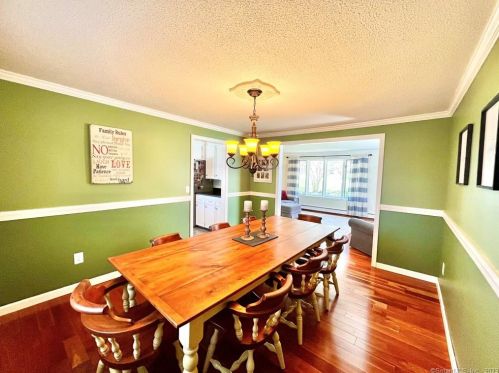 23 Birchwood Dr, Killingly CT  06241-2200 exterior