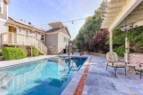 132 Lincoln Way, Auburn, CA 95603-4416