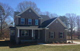 7444 Golf Course Dr, Denver, NC 28037-9174