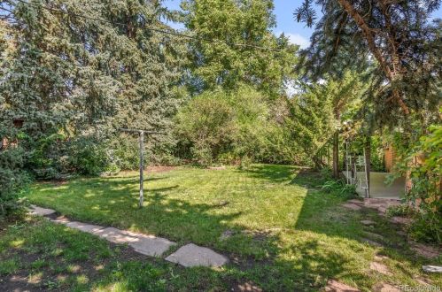 1001 Locust St, Denver CO 80222-7114 exterior