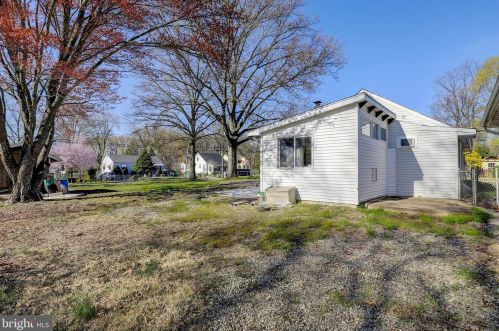 47 Ribsam St, Trenton NJ  08619-3627 exterior