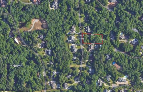 4895 Carol Ln, Atlanta, GA 30327-4610