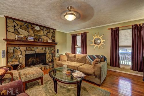 486 Rue Montaigne, Stone Mountain, GA 30083-4459