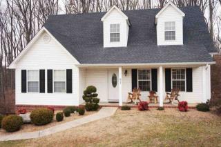 827 Hemlock Cir, Morristown, TN 37814-1392