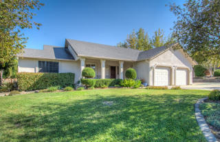 1439 Gladstone Ct, Redding, CA 96001-2254