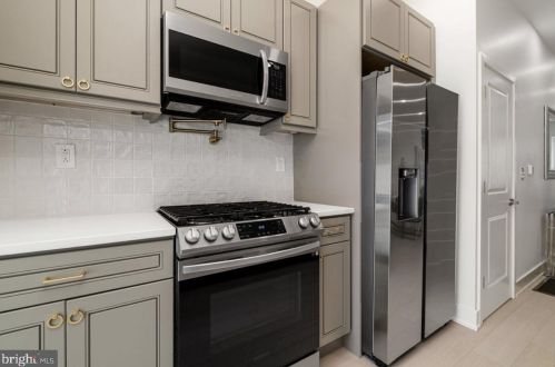 1264 28 St, Philadelphia PA 19145-1701 exterior