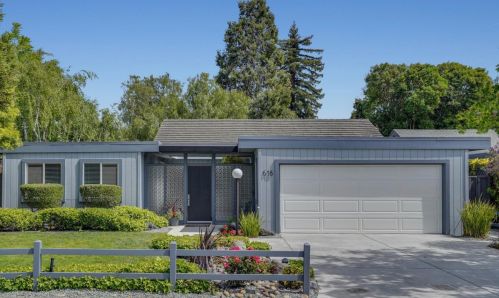 618 Oregon Ave, Palo Alto, CA 94301-4032